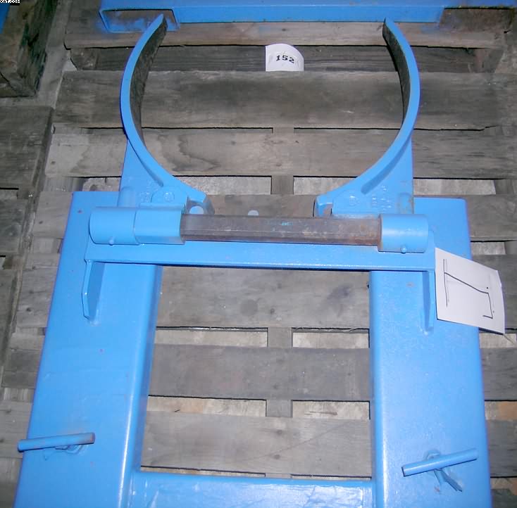 SINGLE AND DOUBLE DRUM GRABBER